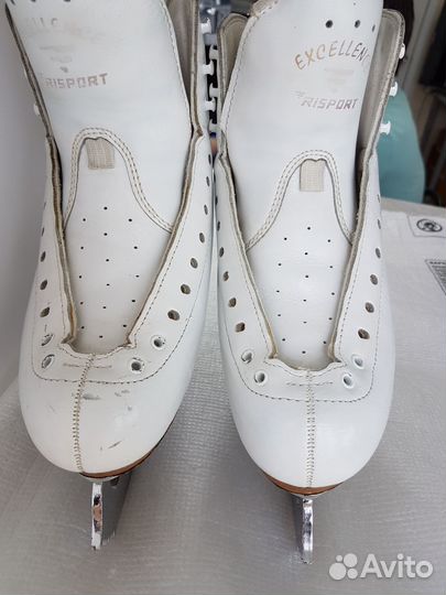 Фигурные коньки Risport Excellence 220