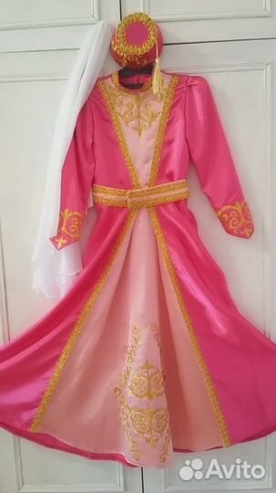 Крымско-татарский национальный костюм