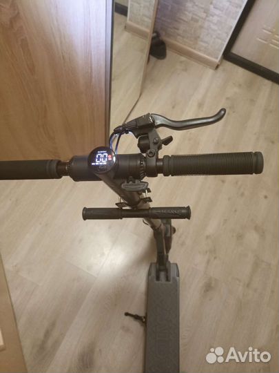 Самокат взрослый электрический midway