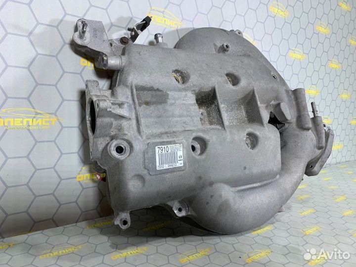 Коллектор впускной Opel Antara Z32SE 2009