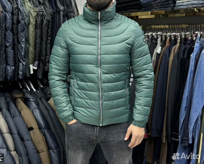 Демисезонная куртка