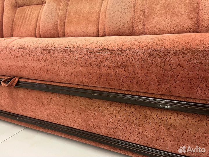 Угловой диван