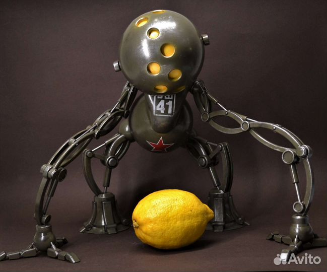 Робот Беляш Atomic Heart 30 см