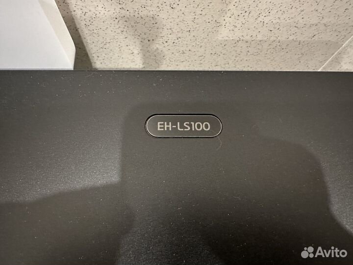 Лазерный проектор Epson EH-LS100