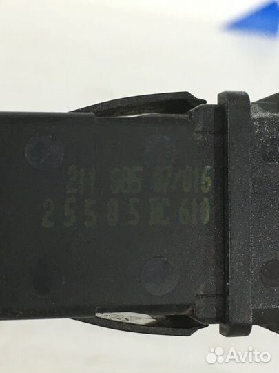 Выключатель подушки безопасности пассажира nissan