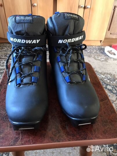 Лыжные ботинки р 45