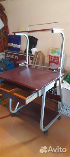 Компьютерный стол