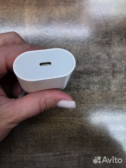 Адаптер питания, Блок Apple USB-C 20W