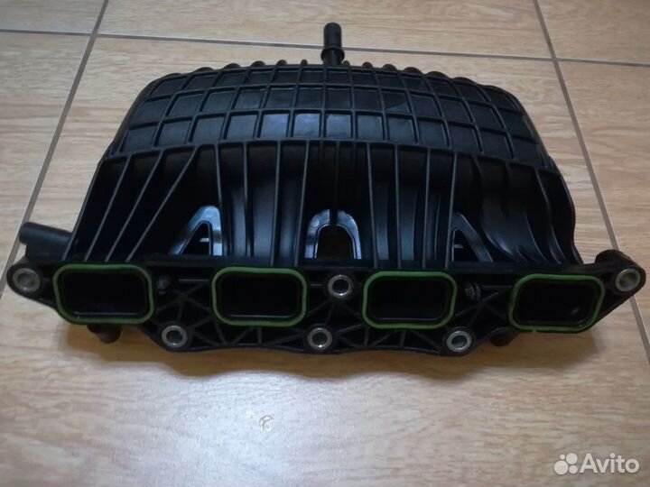 Коллектор впускной VW Audi Skoda