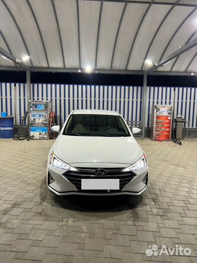 Hyundai Elantra 2.0 AT, 2019, 70 000 км