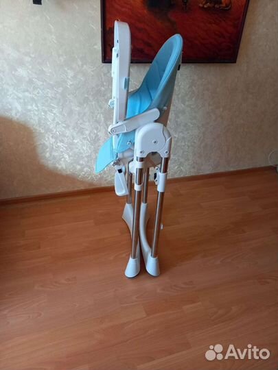 Стульчик для кормления tommy