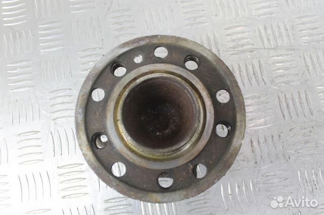 Ступица передняя правая Mercedes-Benz E-Класс