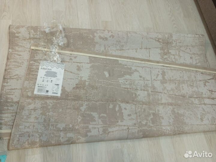 Ковёр новый