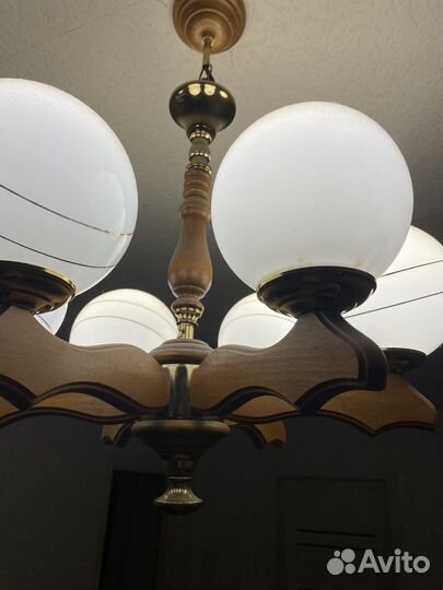 Люстра деревянная 6 плафонов с лампочками