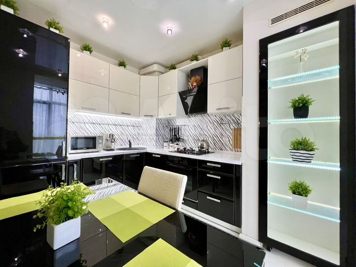 2-к. квартира, 61 м², 4/6 эт.