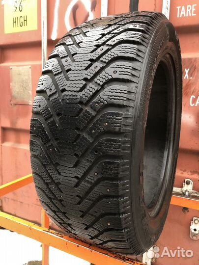 Goodyear UltraGrip 500 255/55 R18