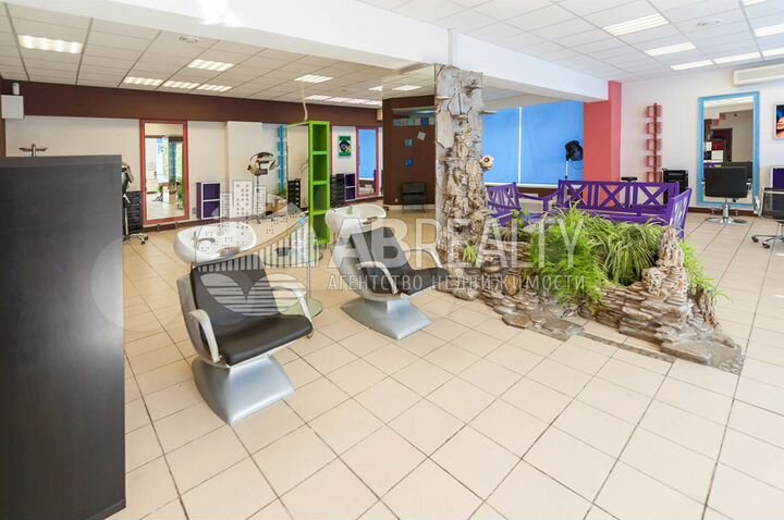 Общепит 318.8 м² в густонаселенном районе Москвы