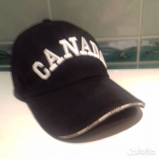 Бейсболка новая