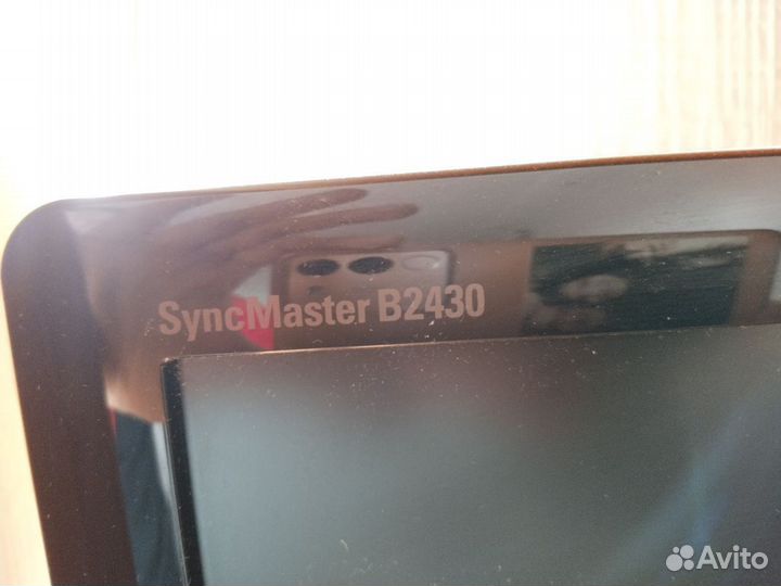 Монитор Samsung