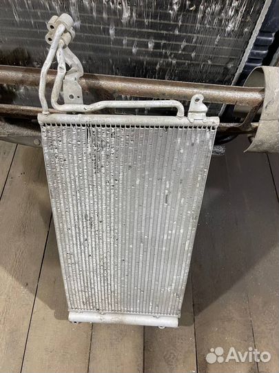 Радиатор кондиционера Фольксваген Поло