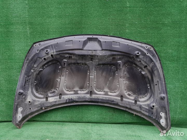 Капот на Hyundai Solaris