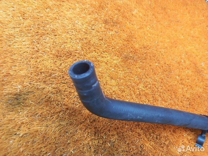 Патрубок системы охлаждения Volkswagen Golf 5K/MK6
