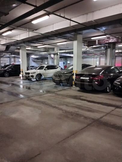 Машиноместо, 15 м²