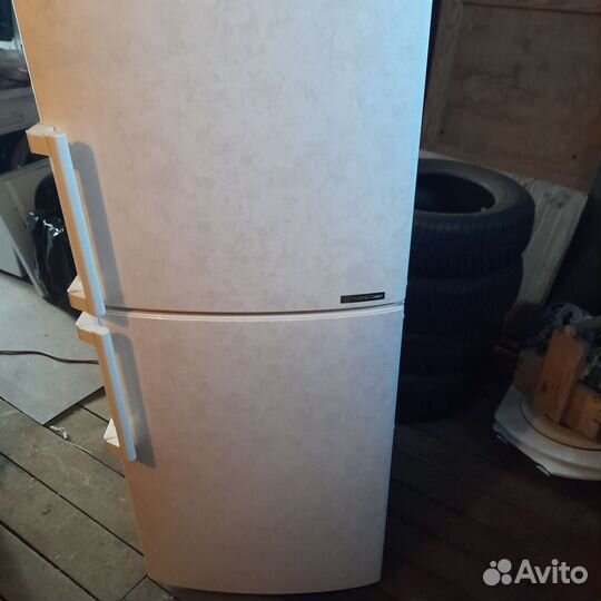 Холодильник бу LG два шт
