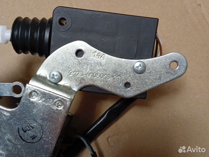 Замок двери 2123 Niva Chevrolet