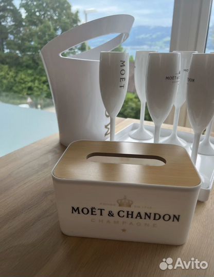 Салфетница moet chandon