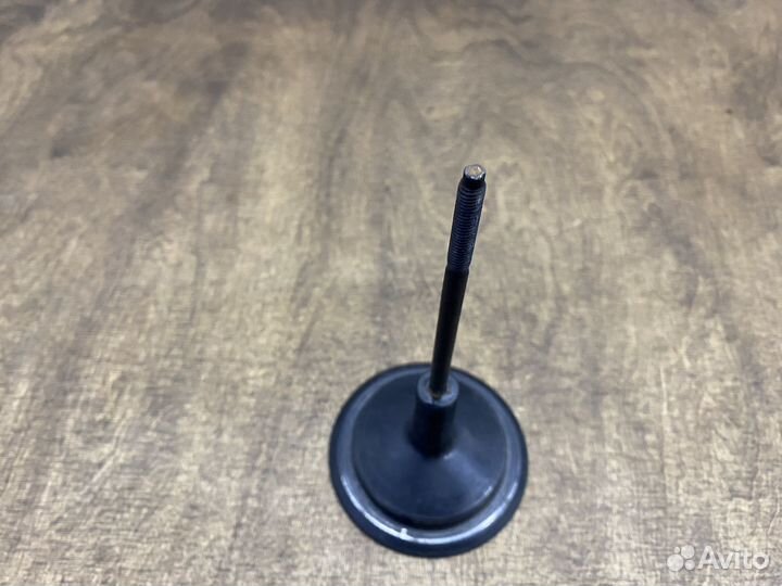 Крепление запасного колеса Ford Focus 2 седан