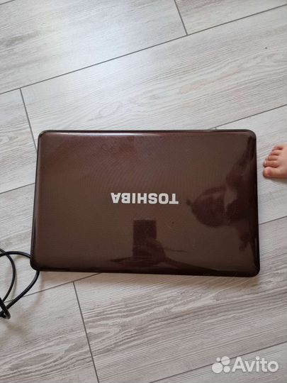 Ноутбук toshiba