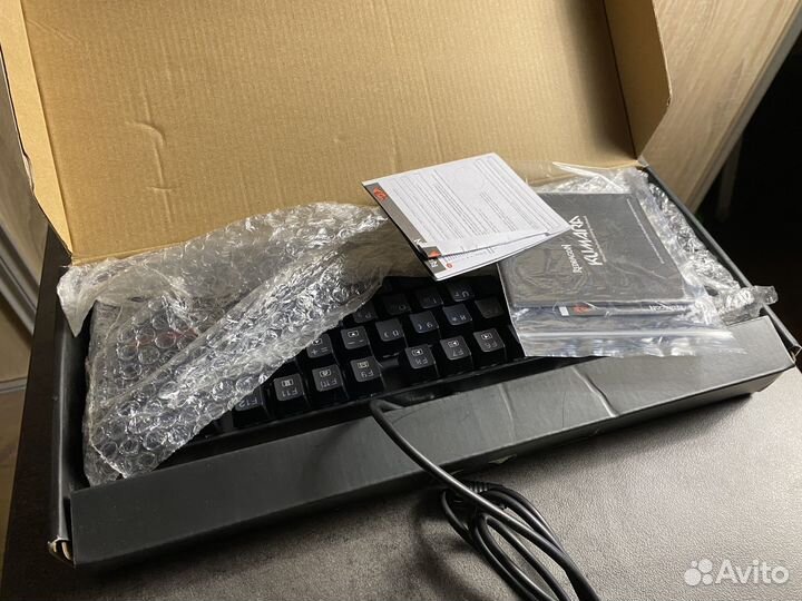 Игровая механическая клавиатура Redragon Kumara