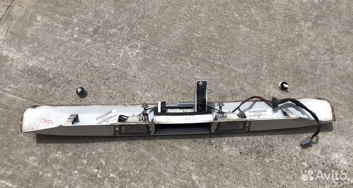 Накладка двери багажника Jeep Compass MK49