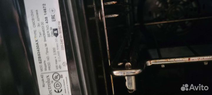 Электрический духовой шкаф Electrolux EZB53430AX