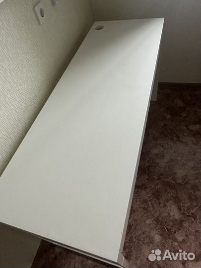 Письменный стол IKEA микке
