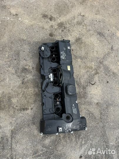 Клапаная крышка для Бмв Е70 N52