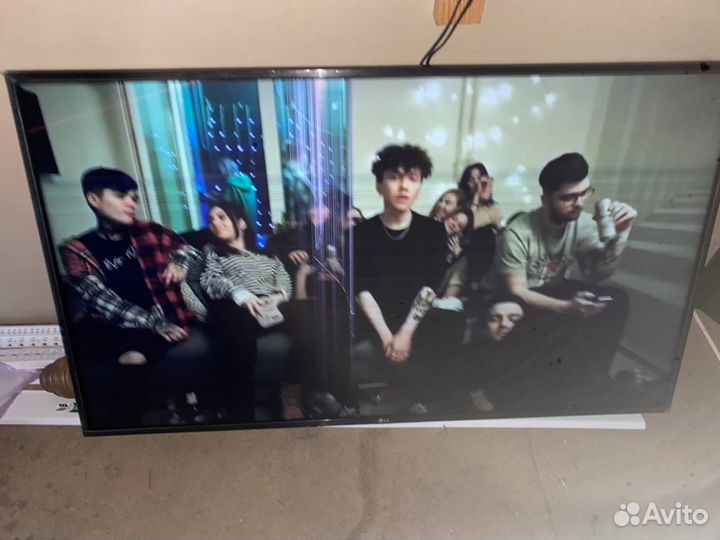 Телевизор SMART tv