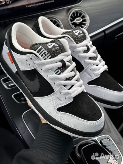 Кроссовки Nike Dunk Low Tightbooth