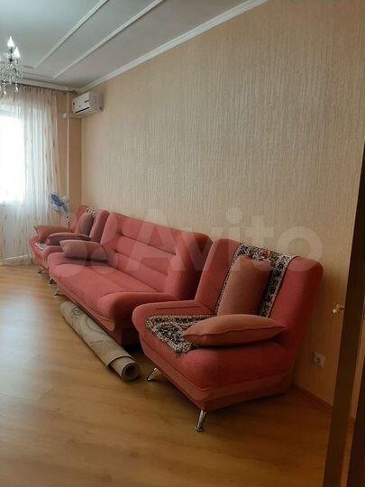 2-к. квартира, 80 м², 5/10 эт.