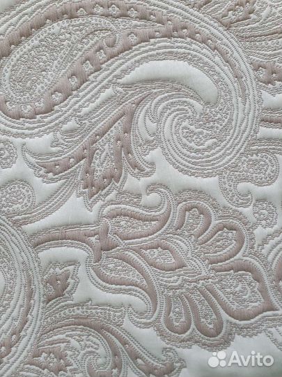 Покрывало на кровать