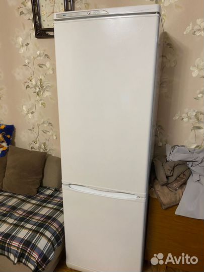 Холодильник stinol