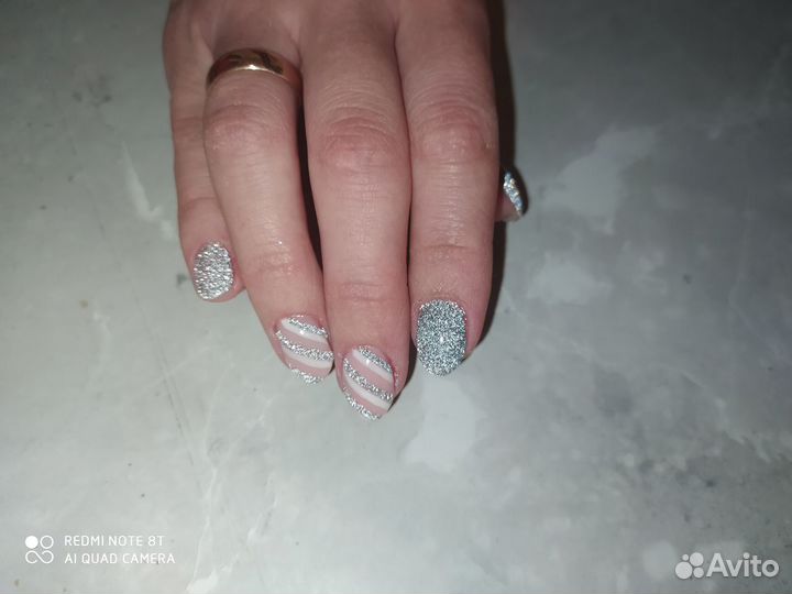 Маникюр с покрытием гель-лаком