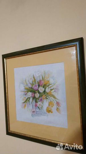 Картина вышитая