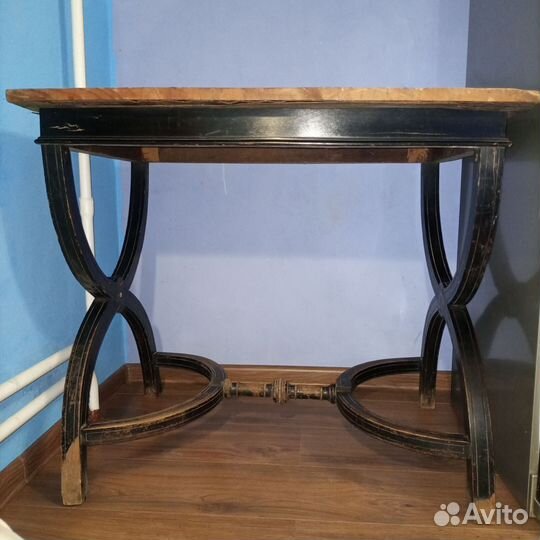Стол старинный