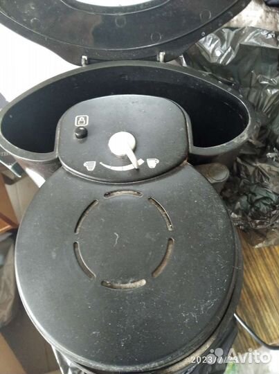 Кофеварка, Кофемолка. б/у