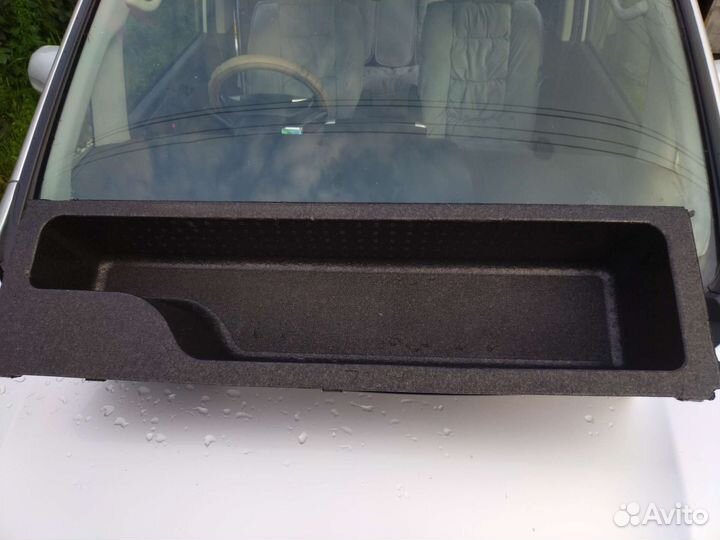 Toyota prius alpha вставка в багажник