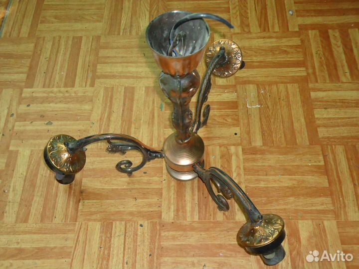 Люстра без плафонов