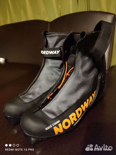 Лыжные ботинки фирменные nordway новые