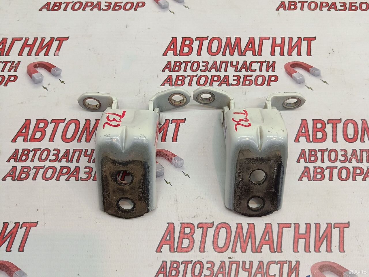 Петля двери передней Nissan Rogue X-trail T32